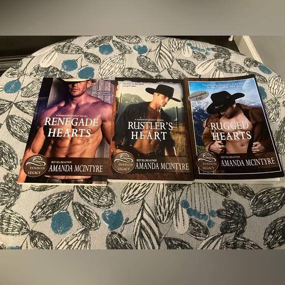 The KINNISON LEGACY | 3 BOOK SET WESTERN ROMACE AMANDA MCINTYRE - Picture 5 of 13